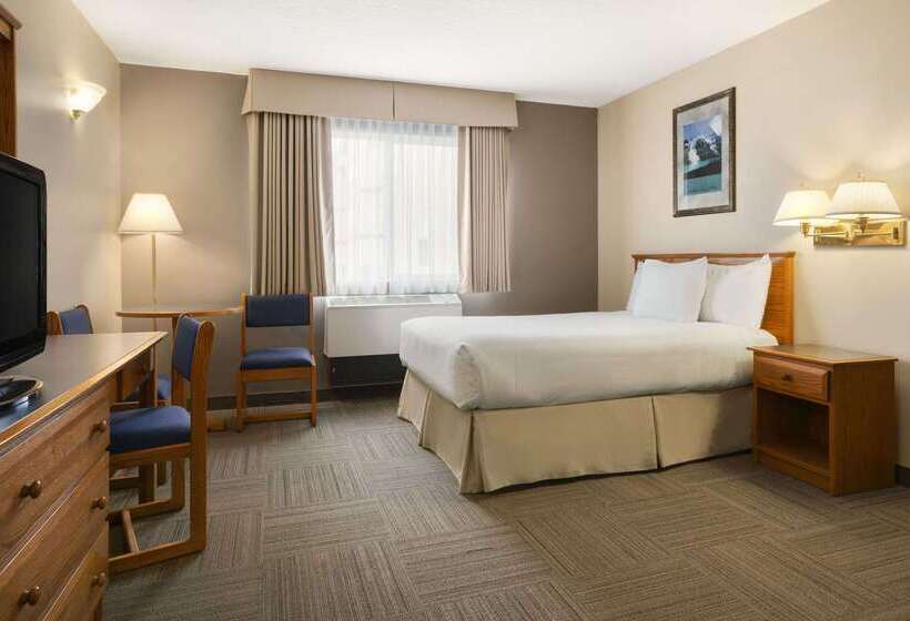 Hotel Days Inn By Wyndham Hinton