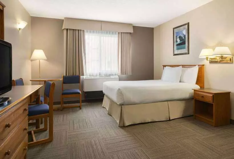 فندق Days Inn By Wyndham Hinton