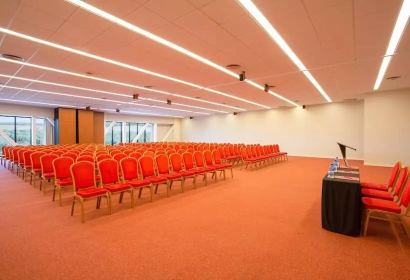 호텔 Exe Layos Golf