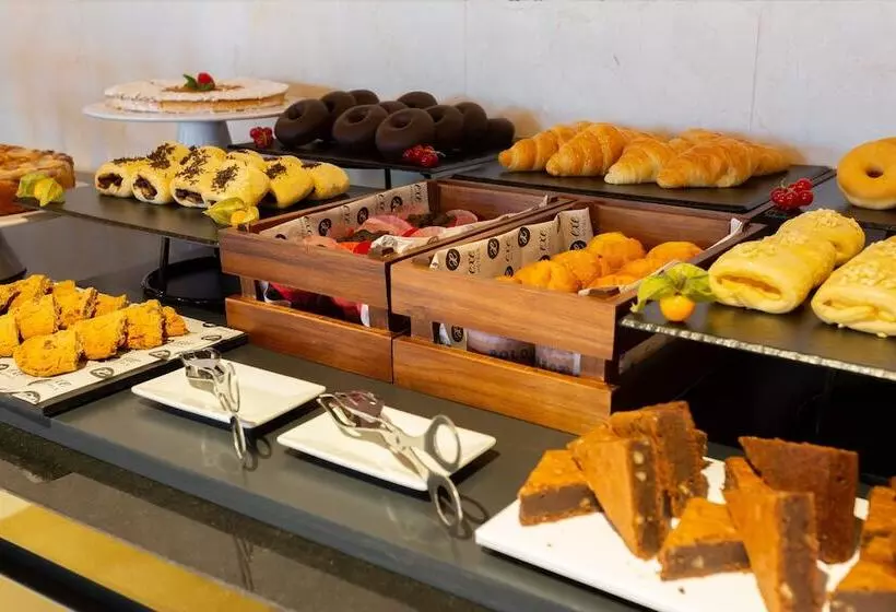 호텔 Exe Layos Golf