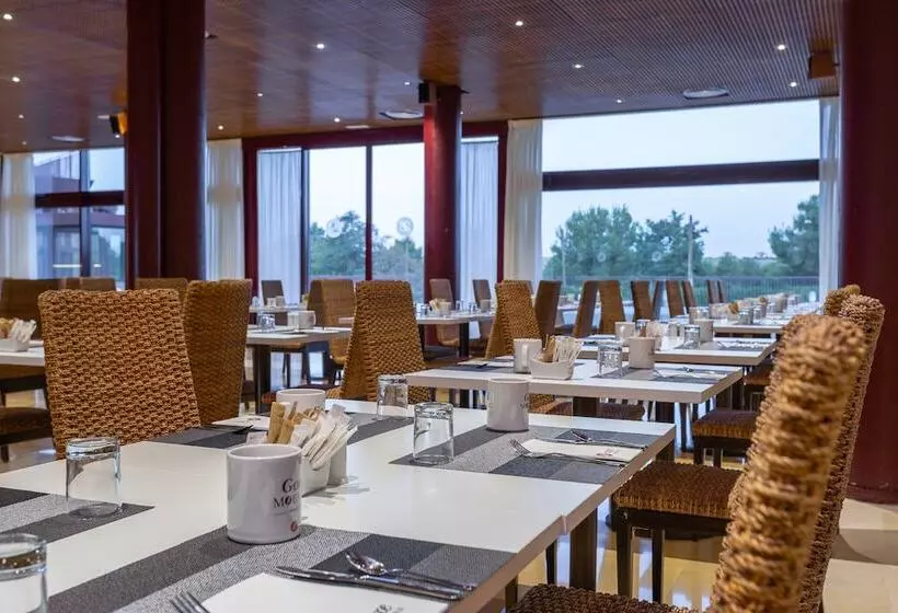 호텔 Exe Layos Golf