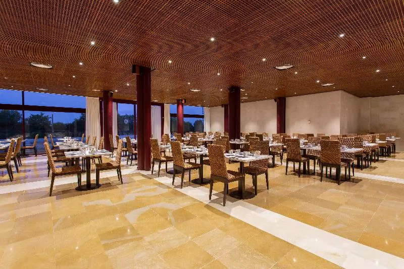 호텔 Exe Layos Golf