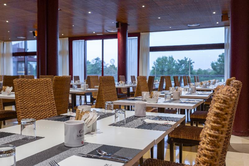 בית מלון כפרי Exe Layos Golf