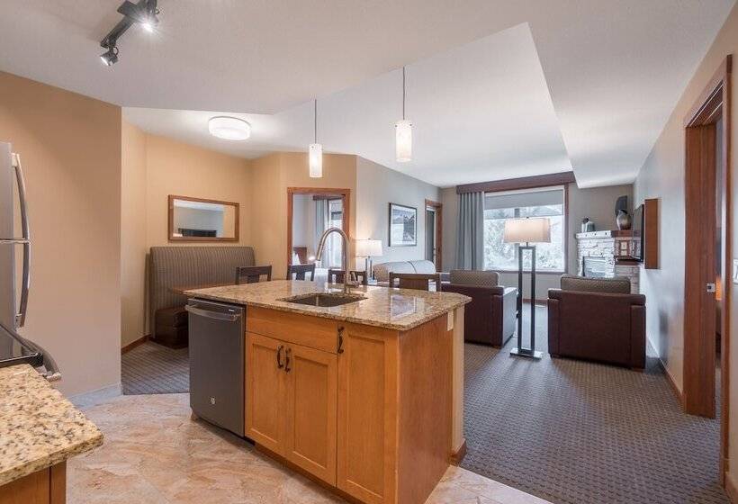 Szálloda Falcon Crest Lodge By Clique