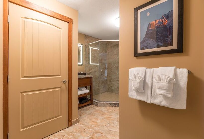 Szálloda Falcon Crest Lodge By Clique