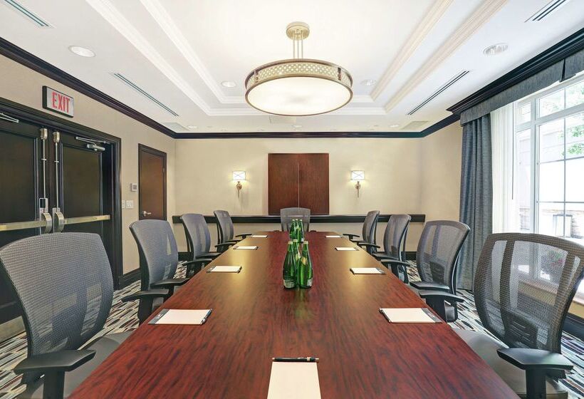 호텔 Homewood Suites By Hilton Cambridge Waterloo Ontario