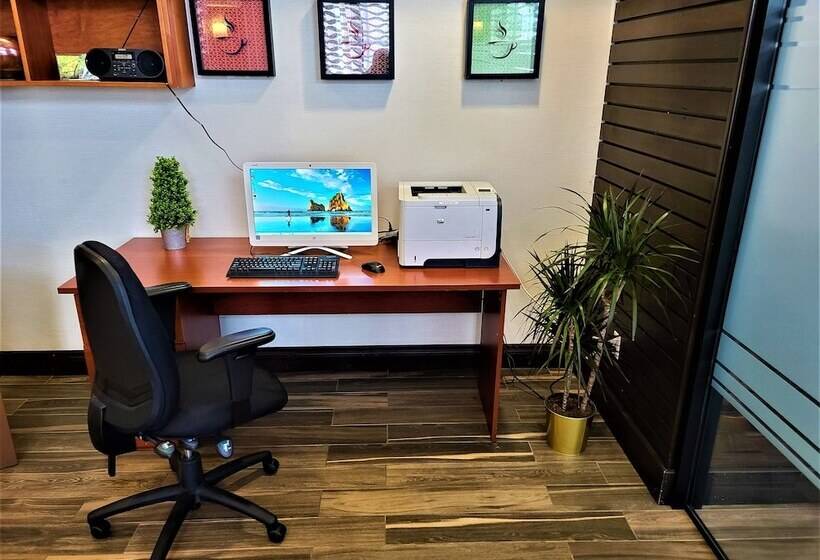 호텔 Holiday Inn Express & Suites Kitchener Southeast, An Ihg