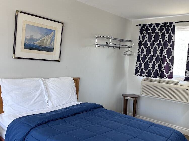 Knights Inn   Park Villa Motel, Midland