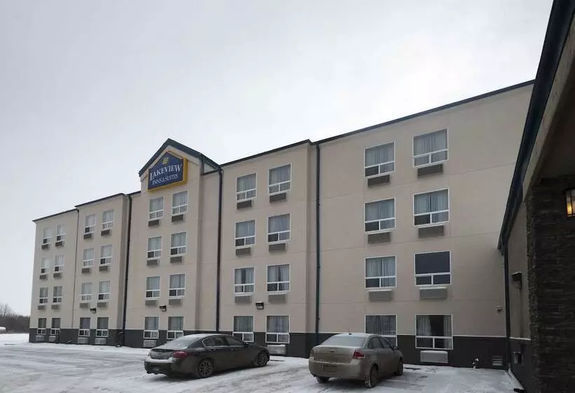 Отель Lakeview Inns & Suites Fort Saskatchewan