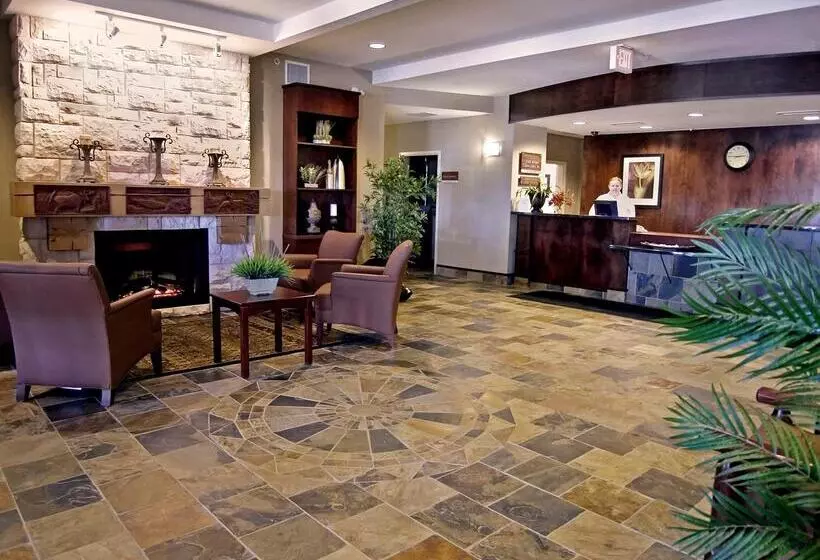 호텔 Lakeview Inns & Suites  Slave Lake