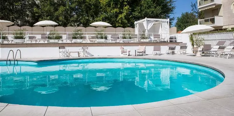 Отель Oxygen Lifestyle