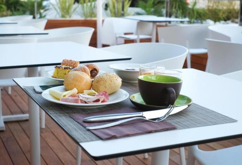 בית מלון כפרי Oxygen Lifestyle