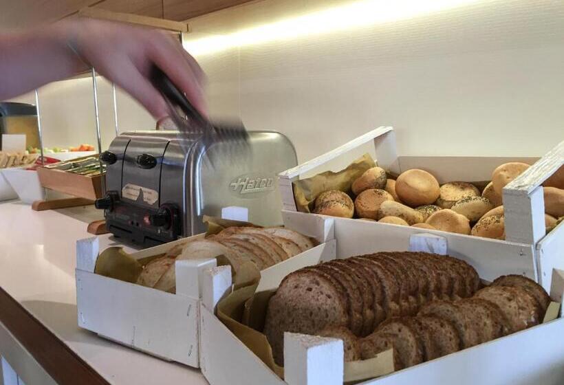 בית מלון כפרי Oxygen Lifestyle