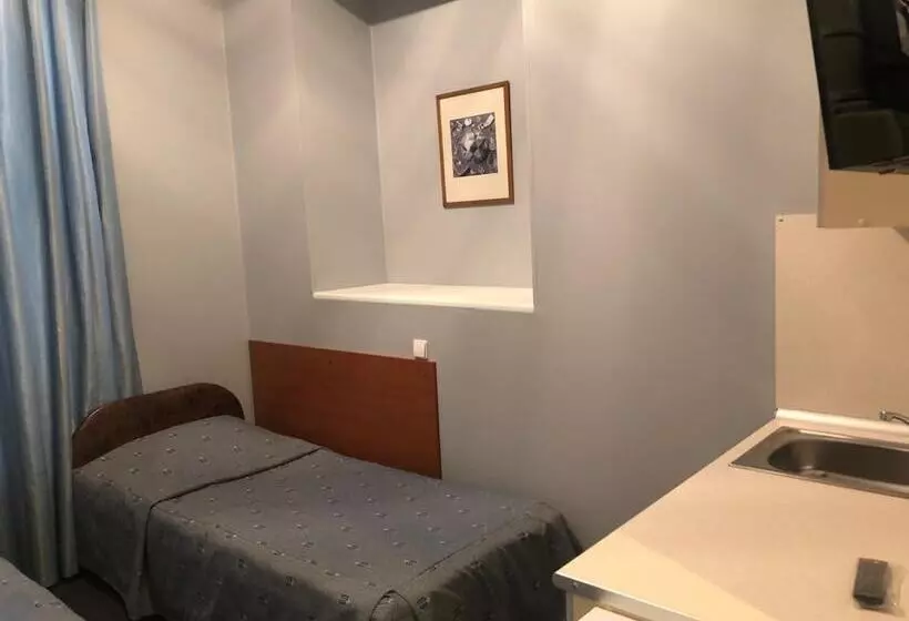 ホテル Rinaldi At Moskovskiy Prospect, 18