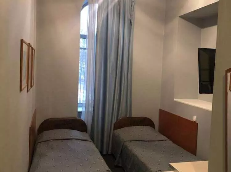 ホテル Rinaldi At Moskovskiy Prospect, 18