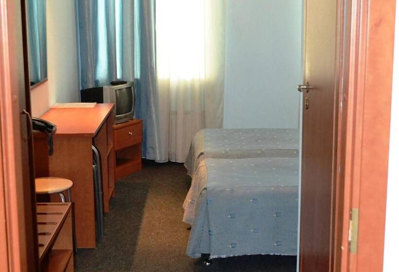 Hotel Rinaldi At Moskovskiy Prospect, 18