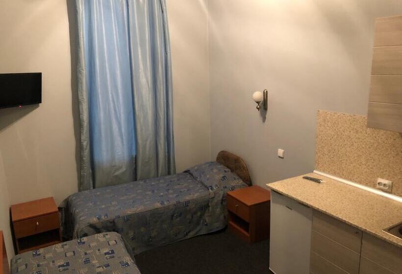 Hotel Rinaldi At Moskovskiy Prospect, 18