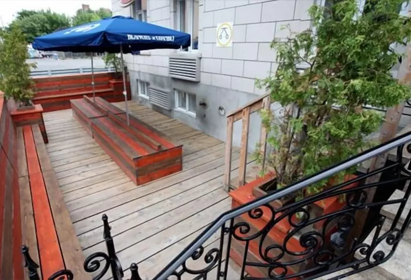 Samesun Montreal Hotel & Hostel