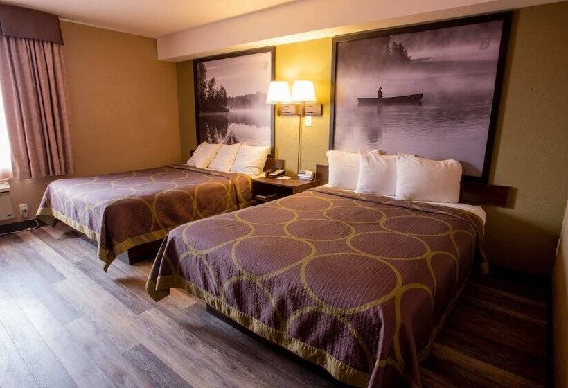 فندق Super 8 By Wyndham Mississauga