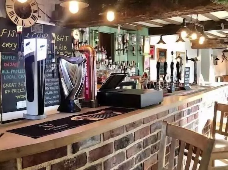 酒店 The Old Pheasant