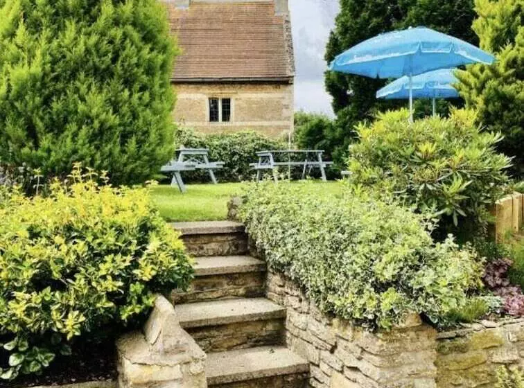 酒店 The Old Pheasant