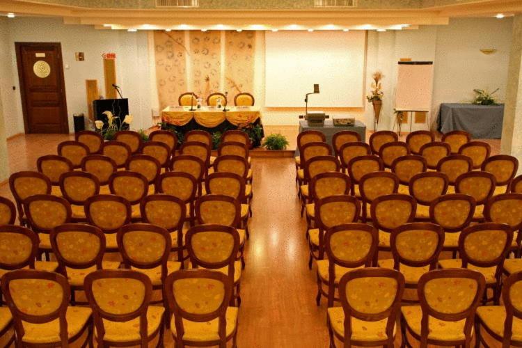 בית מלון כפרי Villa Picena