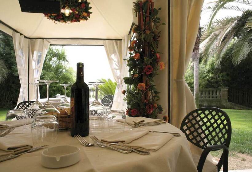 בית מלון כפרי Villa Picena