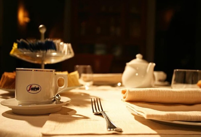 בית מלון כפרי Villa Picena