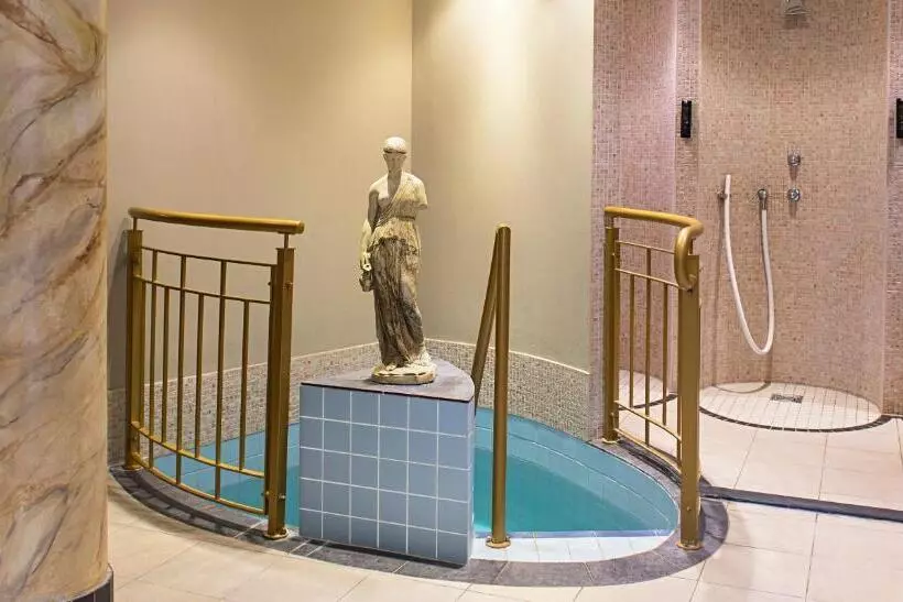 Victor S Residenz Hotel Schloss Berg