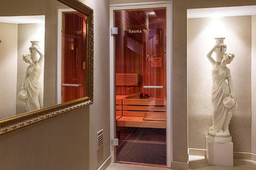 Victor S Residenz Hotel Schloss Berg