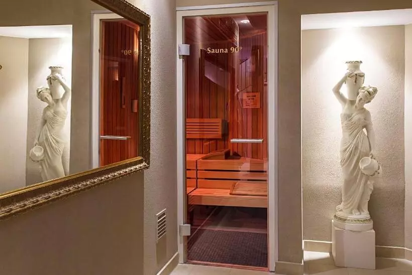 Victor S Residenz Hotel Schloss Berg