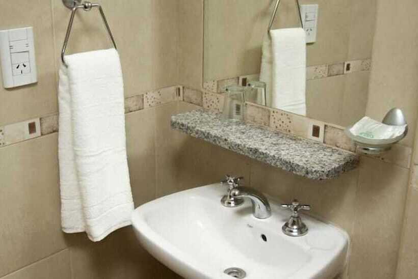 בית מלון כפרי America