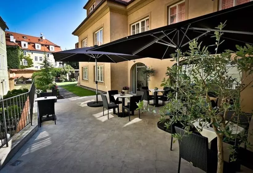 Appia Hotel Residences