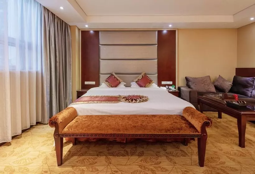 Hotelli Beijing Golden Sun Commercial