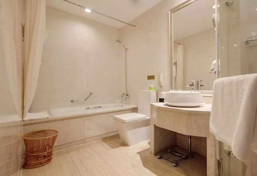 Hotelli Beijing Golden Sun Commercial