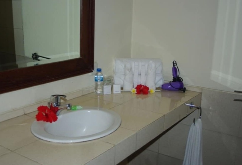 酒店 Bhanuswari Resort & Spa