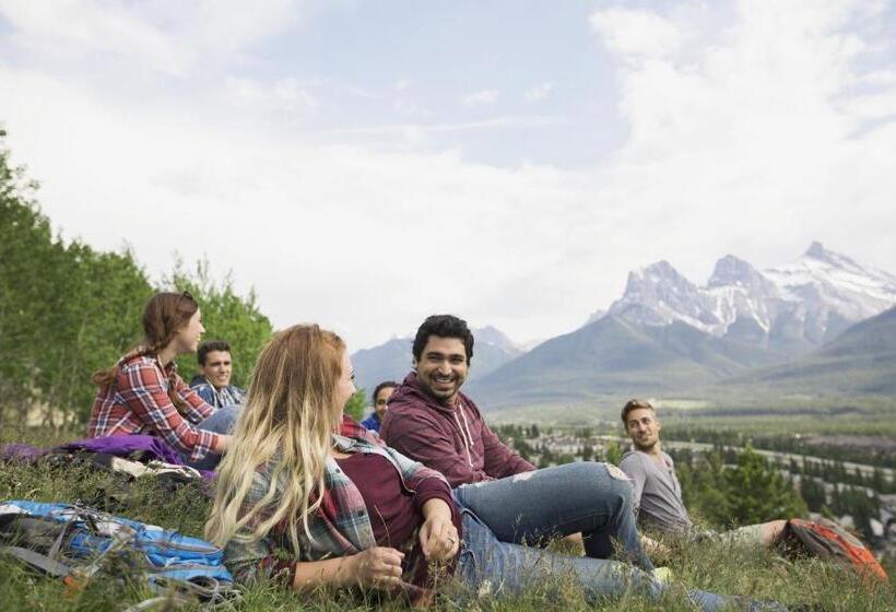 فندق Lodges At Canmore