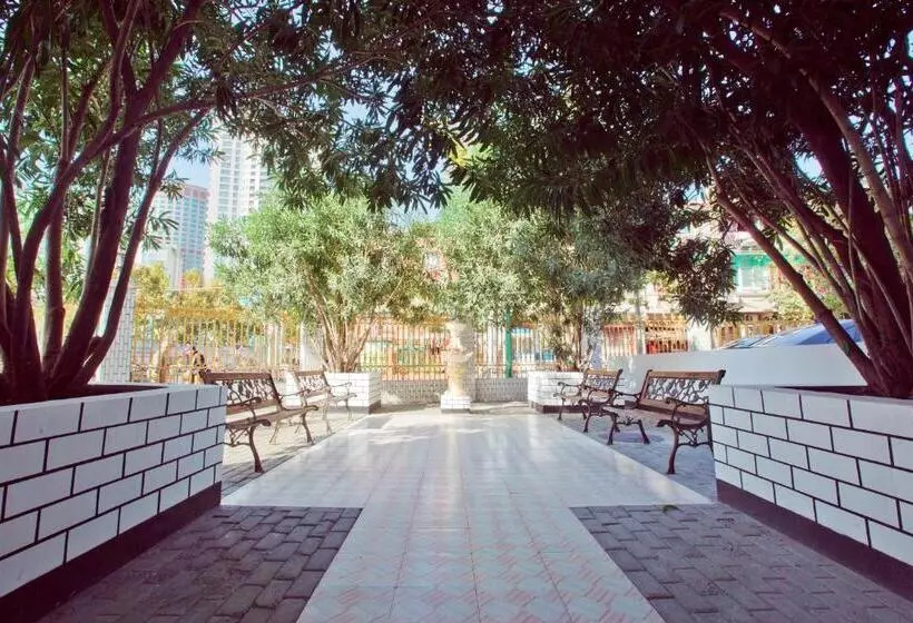 호텔 Magnificent International