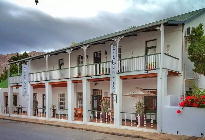 Отель Mimosa Lodge