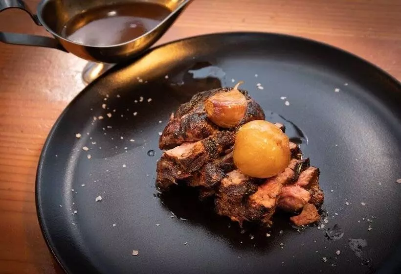 Отель Mimosa Lodge