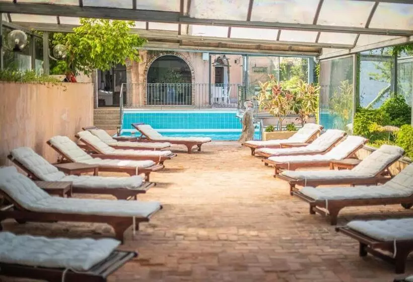 فندق Monte Turri - Adults Only