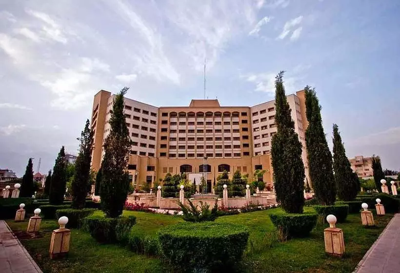 ホテル Pars Kerman