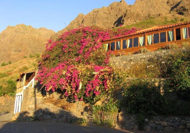 בית מלון כפרי Pedracin Village