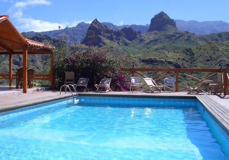 בית מלון כפרי Pedracin Village