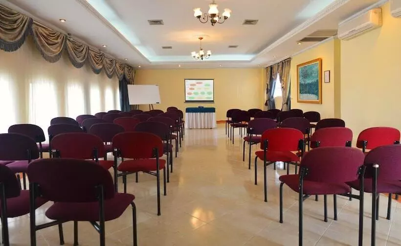 Otel Plaza Versalles