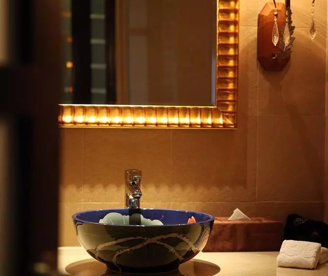 Отель Regalia Resort & Spa (Suzhou Li Gong Di)