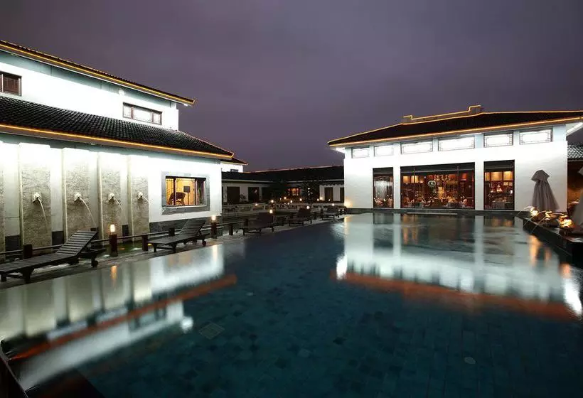 Отель Regalia Resort & Spa (Suzhou Li Gong Di)