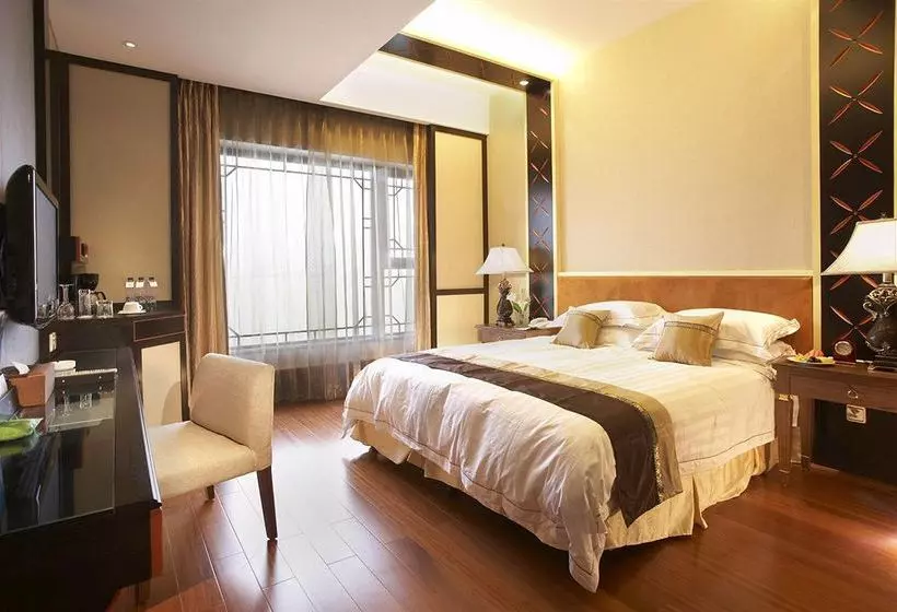 Отель Regalia Resort & Spa (Suzhou Li Gong Di)