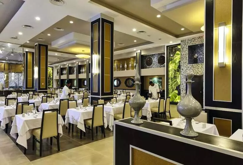 Hotel Riu Palace Paradise Island - Adults Only - All Inclusive