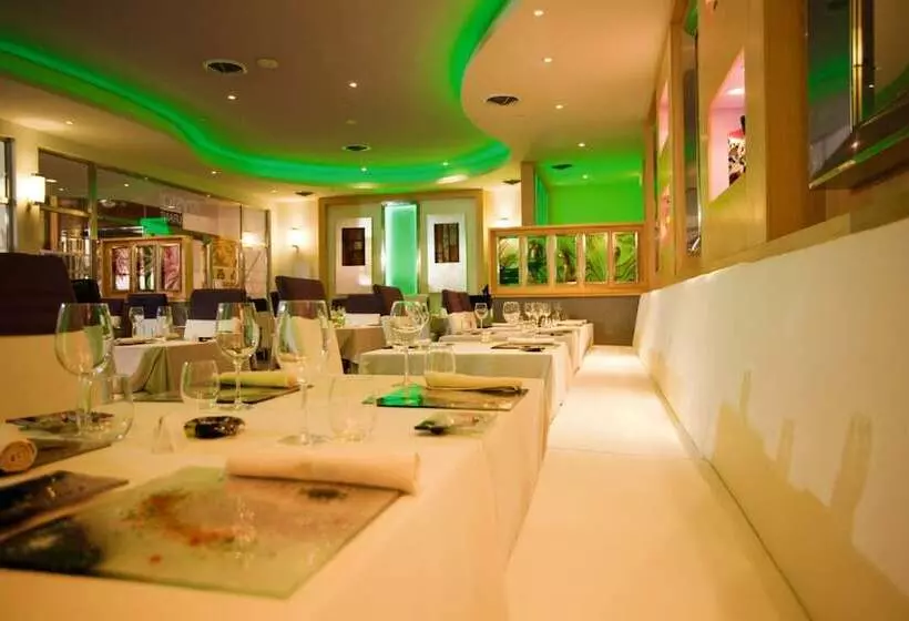 Hotel Riu Palace Paradise Island - Adults Only - All Inclusive